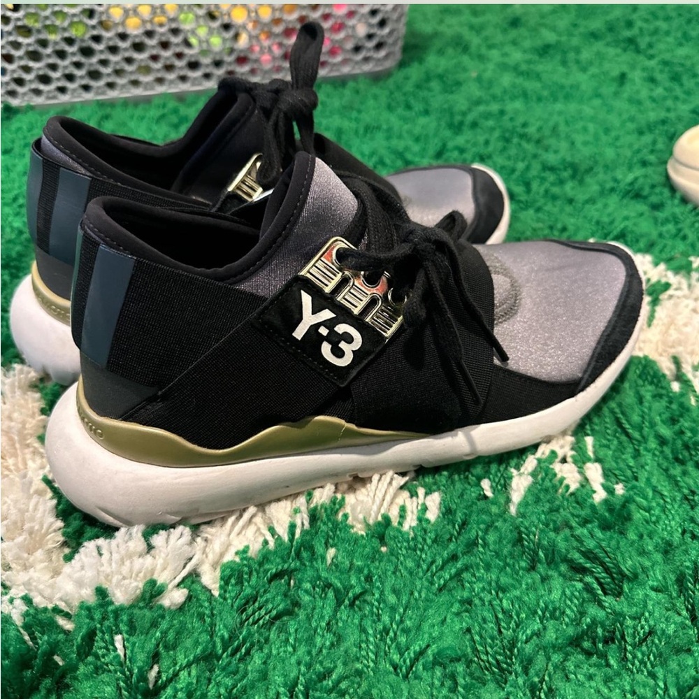 Y3 Sneakers used